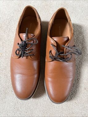 Restoration Hardware Brown Leather Derby Shoes with Dark Laces
